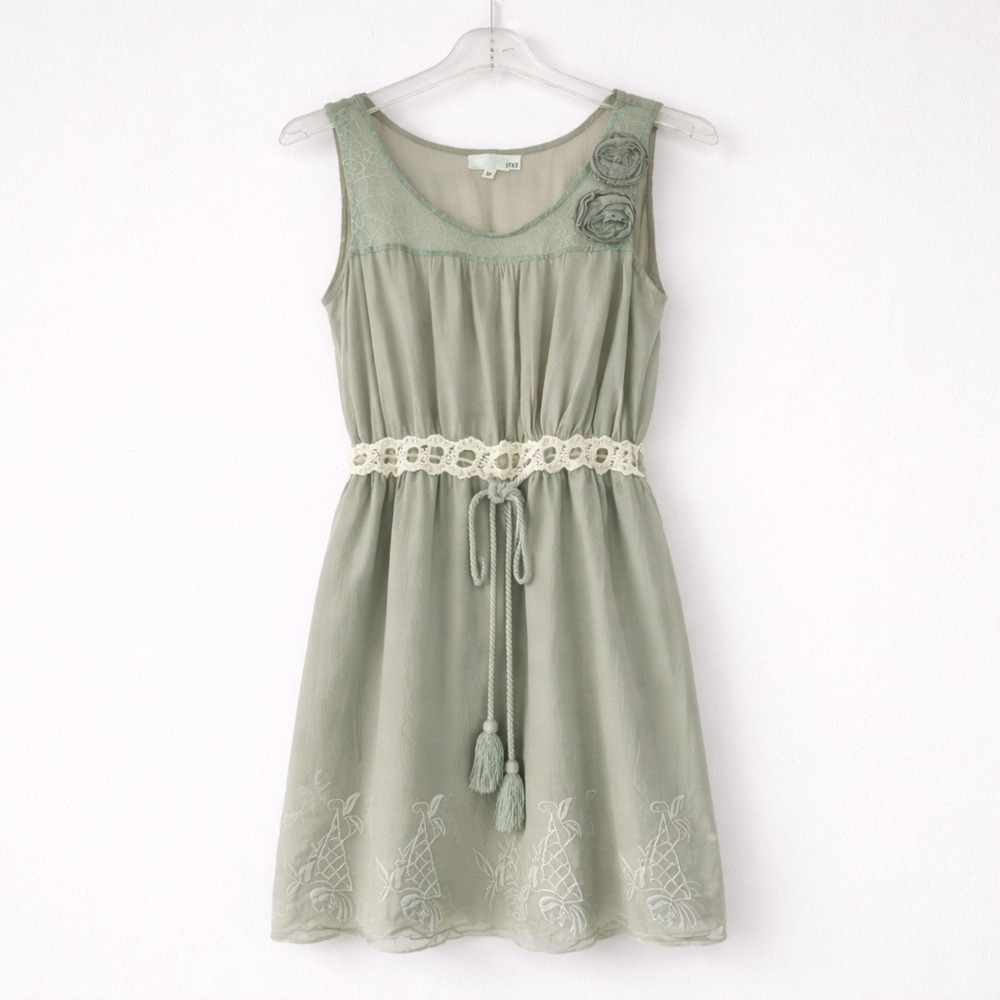 Soft Green Romantic Sleeveless Embroidered‎ Rose Lace Trim Flowy Dress Sz.M